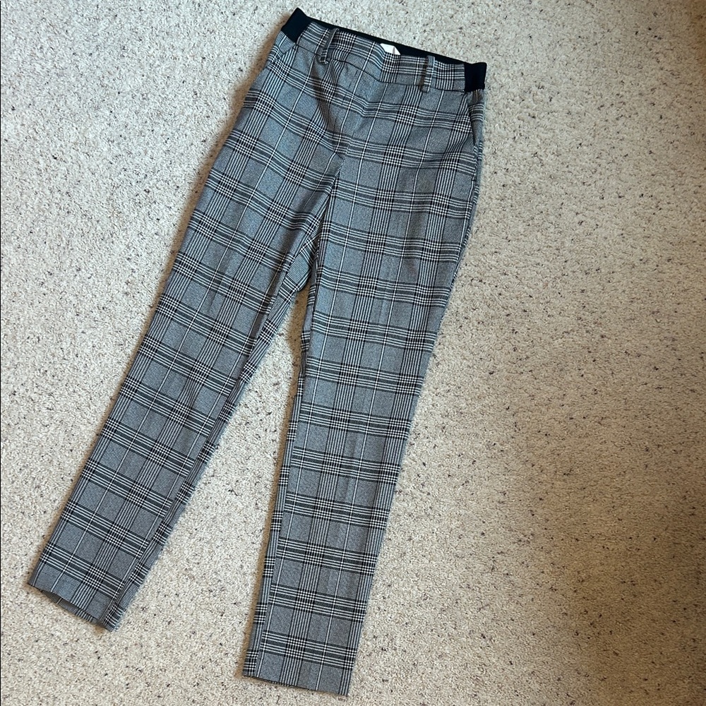 H&M Women's Black and White Plaid Cropped Pants